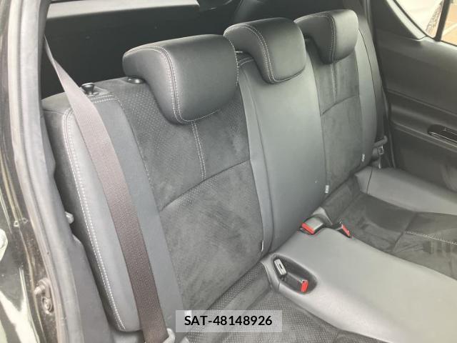 Toyota AQUA 2018-08 8877280-4