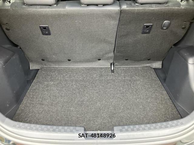 Toyota AQUA 2018-08 8877280-7