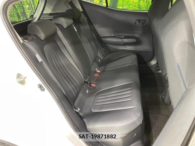Toyota AQUA 2023-07 8877328-8
