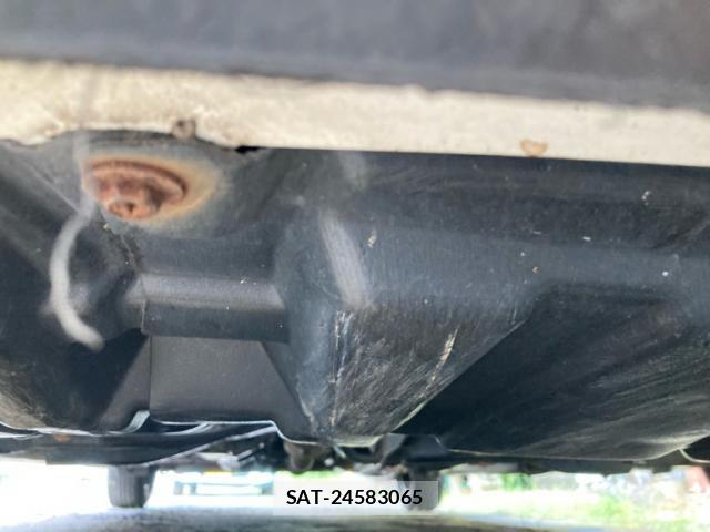 Toyota AQUA 2012-11 8877541-2