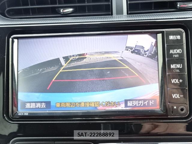 Toyota AQUA 2019-01 8875868-13