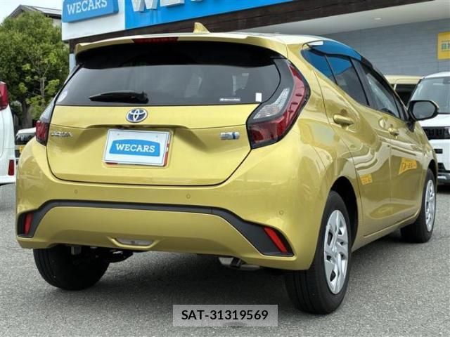 Toyota AQUA 2023-07 8878134-2