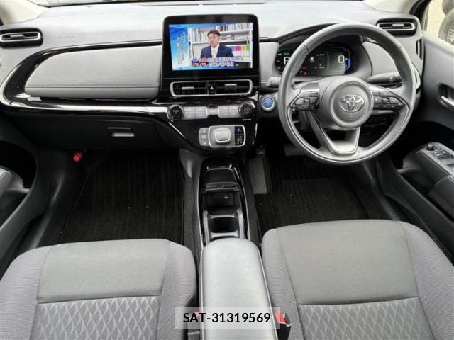 Toyota AQUA 2023-07 8878134-3