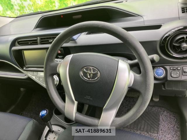 Toyota AQUA 2016-07 8878184-13