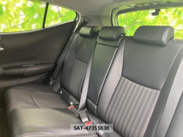 Toyota AQUA 2022-09 8878187-6