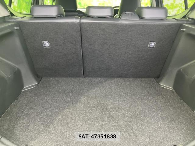 Toyota AQUA 2022-09 8878187-7