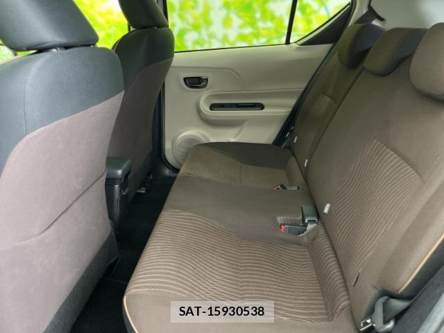 Toyota AQUA 2013-02 8878230-6