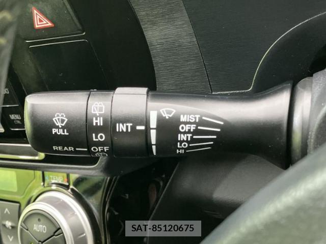 Toyota AQUA 2015-11 8878247-14