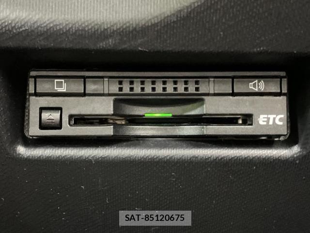 Toyota AQUA 2015-11 8878247-17