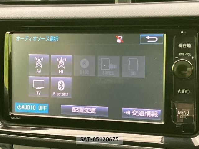 Toyota AQUA 2015-11 8878247-9