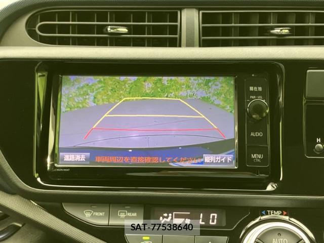 Toyota AQUA 2015-07 8878375-11