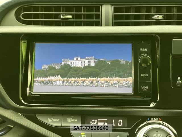 Toyota AQUA 2015-07 8878375-12