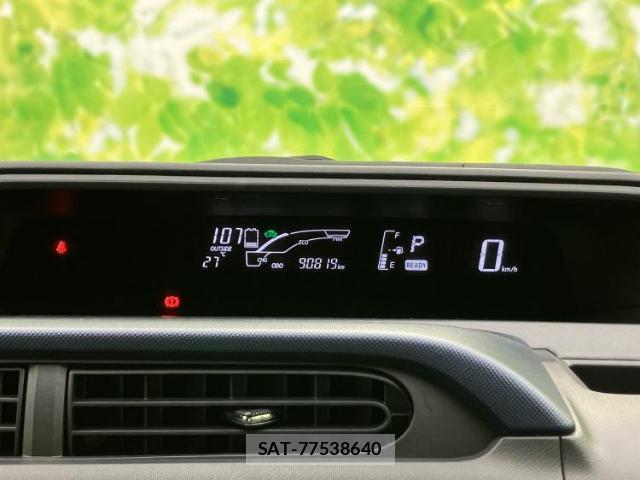Toyota AQUA 2015-07 8878375-13