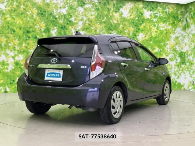 Toyota AQUA 2015-07 8878375-2