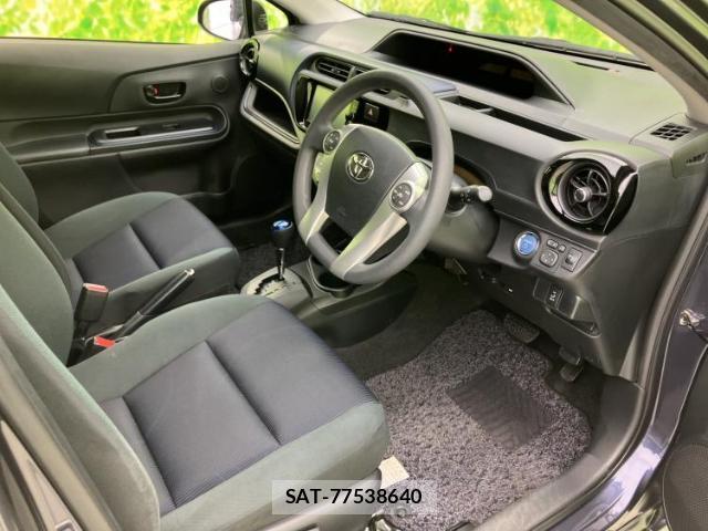 Toyota AQUA 2015-07 8878375-3
