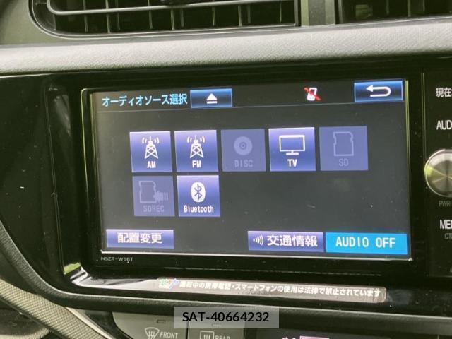 Toyota AQUA 2016-11 8878377-10