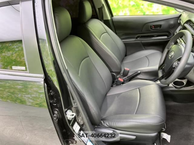 Toyota AQUA 2016-11 8878377-3