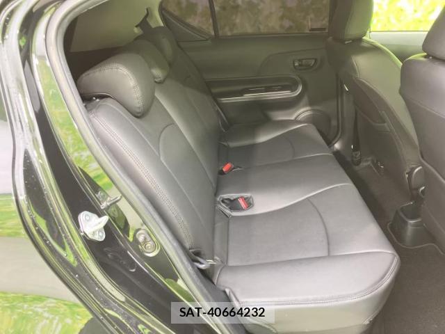 Toyota AQUA 2016-11 8878377-4