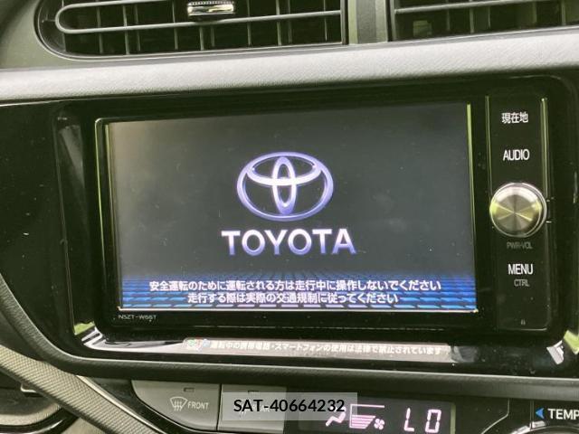Toyota AQUA 2016-11 8878377-8
