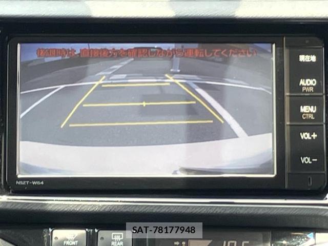 Toyota AQUA 2015-04 8878409-9