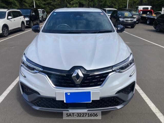 Renault Arkana 2022-10 8876432-0