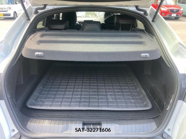 Renault Arkana 2022-10 8876432-10