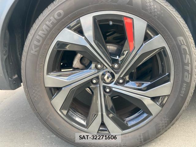 Renault Arkana 2022-10 8876432-14