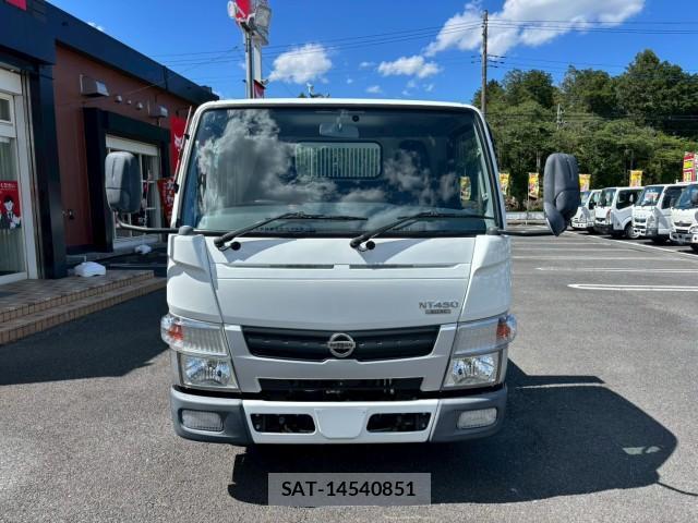 Nissan ATLAS 2015-02 8876882-1