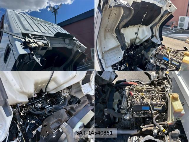 Nissan ATLAS 2015-02 8876882-11