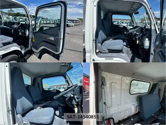 Nissan ATLAS 2015-02 8876882-17