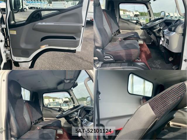 Nissan ATLAS 2017-03 8876910-17
