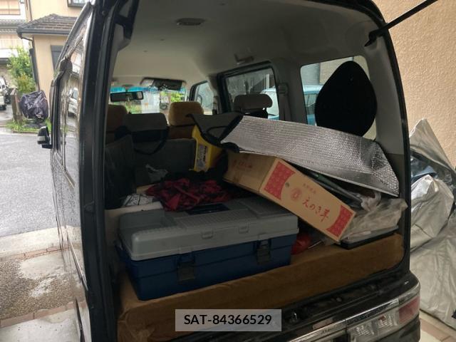 Daihatsu ATRAI WAGON 2009-10 8876003-8