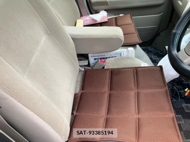 Daihatsu ATRAI WAGON 2012-09 8876561-10