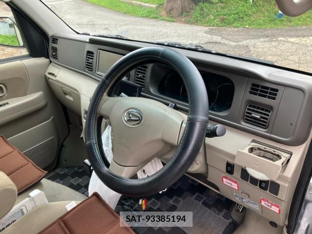 Daihatsu ATRAI WAGON 2012-09 8876561-9