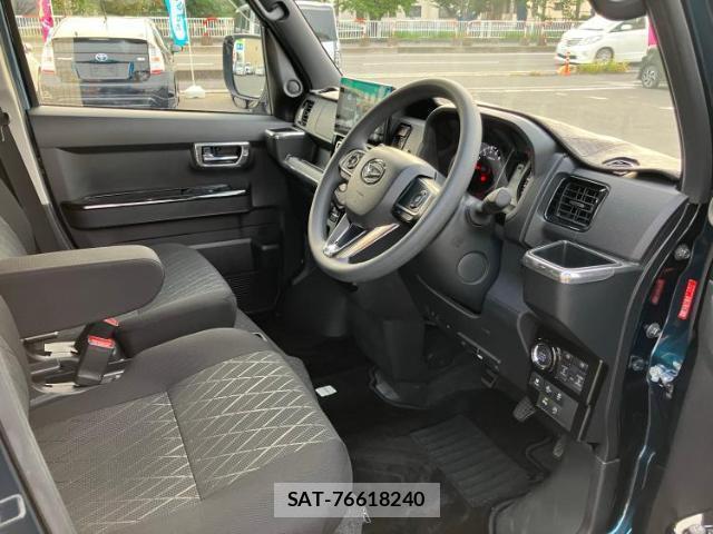 Daihatsu ATRAI 2023-01 8877612-4