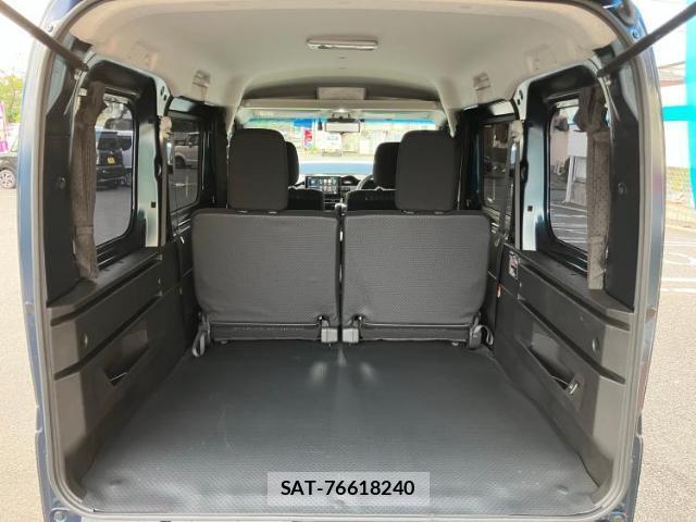 Daihatsu ATRAI 2023-01 8877612-7
