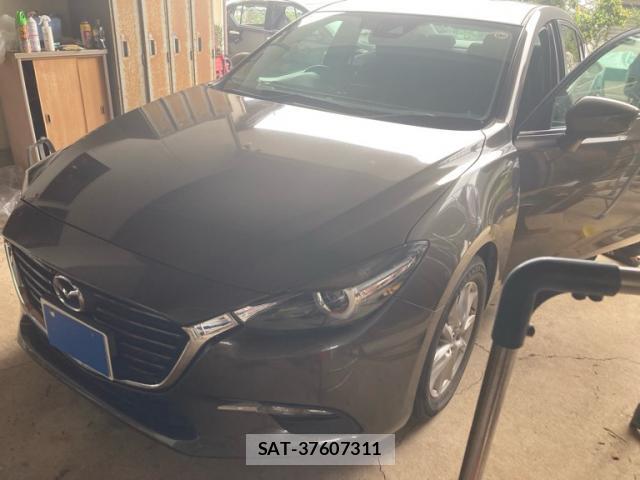 Mazda AXELA 2017-06 8876294-0