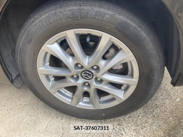 Mazda AXELA 2017-06 8876294-6