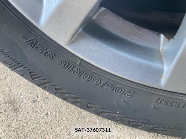 Mazda AXELA 2017-06 8876294-9