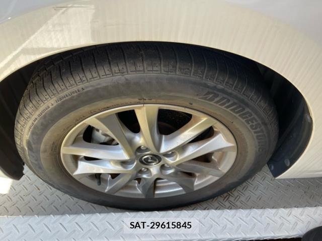 Mazda AXELA 2017-02 8876391-5