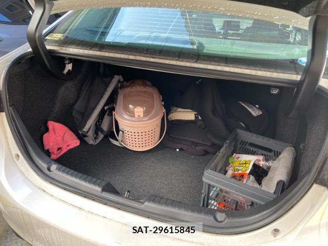 Mazda AXELA 2017-02 8876391-8