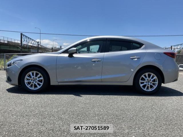 Mazda AXELA 2015-03 8878193-1