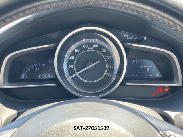 Mazda AXELA 2015-03 8878193-13