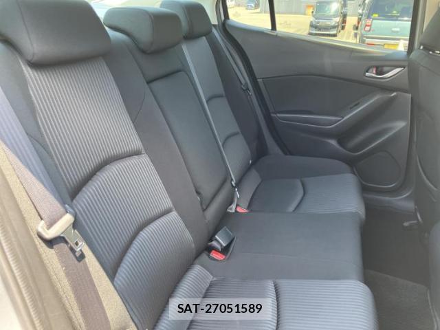 Mazda AXELA 2015-03 8878193-4