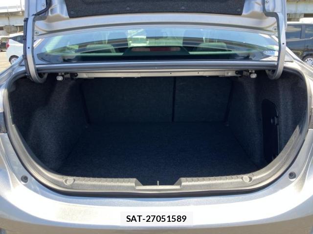 Mazda AXELA 2015-03 8878193-7