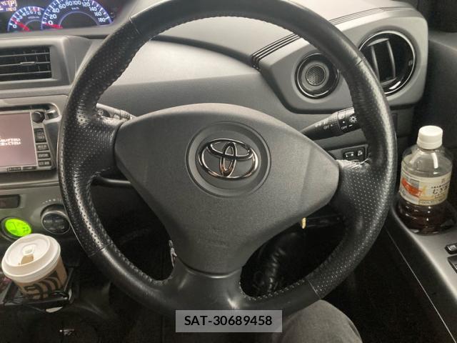 Toyota BB 2009-03 8875967-11