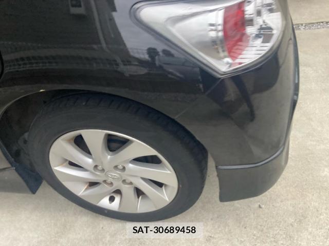 Toyota BB 2009-03 8875967-4