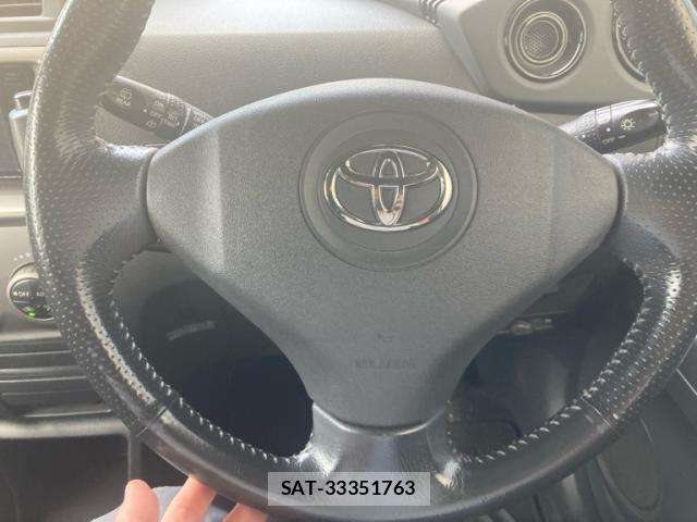 Toyota BB 2011-09 8876313-10