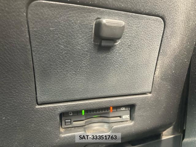 Toyota BB 2011-09 8876313-8