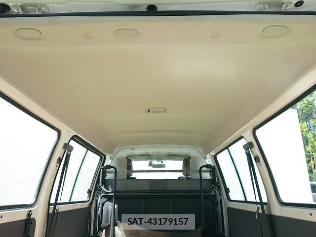 Mazda BONGO VAN 2015-01 8877998-14